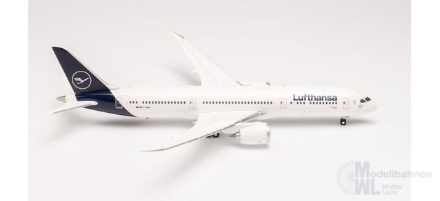 Herpa 572033 - Lufthansa Boeing 787-9 Dreamliner – D-ABPA Berlin 1:200