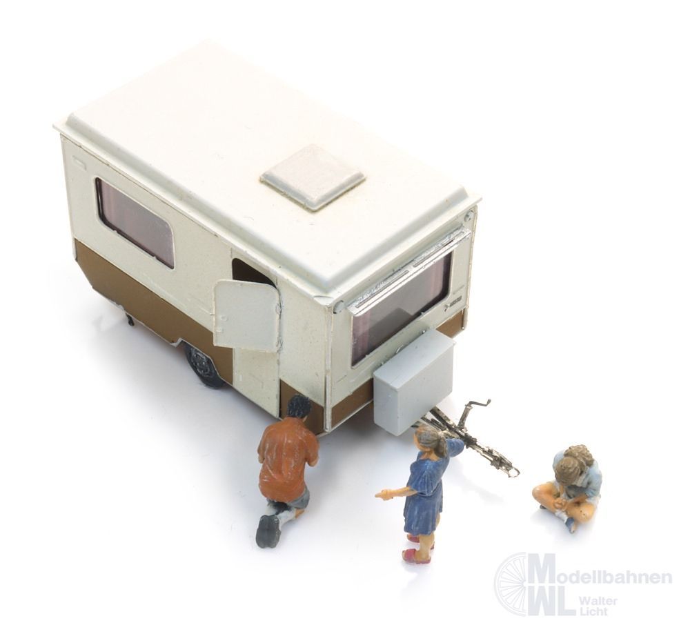 ARTITEC b.v. 312.060 - DDR Wohnwagen 'Bastei' auf dem Campingplatz N 1:160 FERTIGMODELL