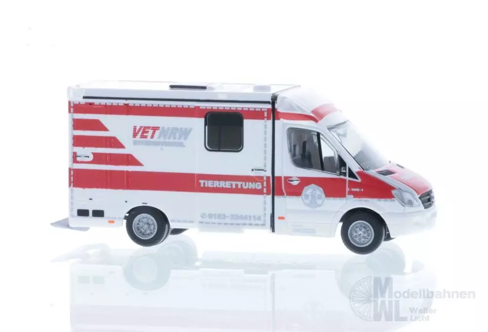 Rietze 61649 - Mercedes-Benz Strobel RTW Tierrettung Essen H0 1:87