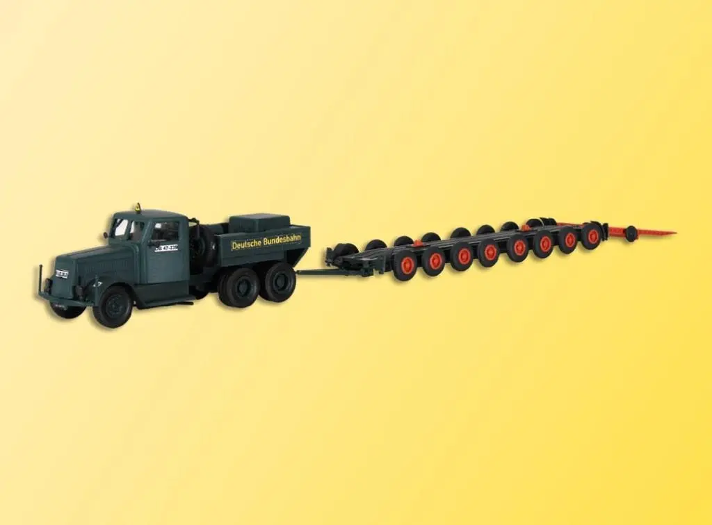 Kibri 13570 - KAELBLE Zugmaschine mit Straßenroller H0 1:87