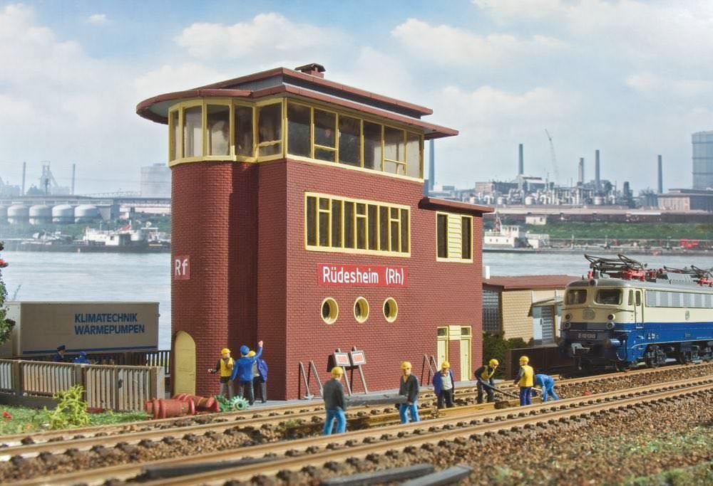 Vollmer 45767 - Stellwerk Rüdesheim H0 1:87