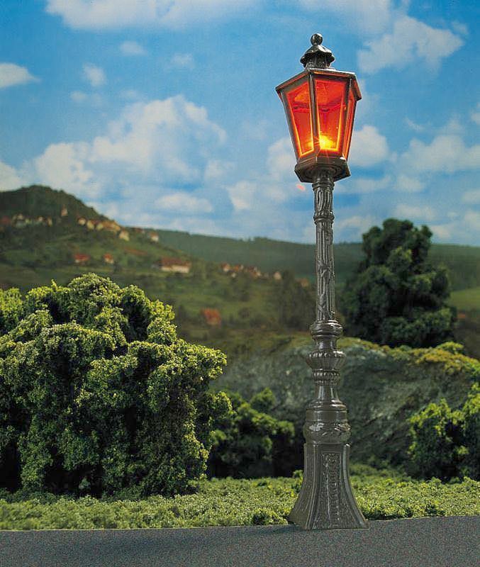 Busch 8620 - 2 Straßenlampen , braun Spur 1 / Spur G Busch 8620 - 2 Straßenlampen , braun Spur 1 / Spur G