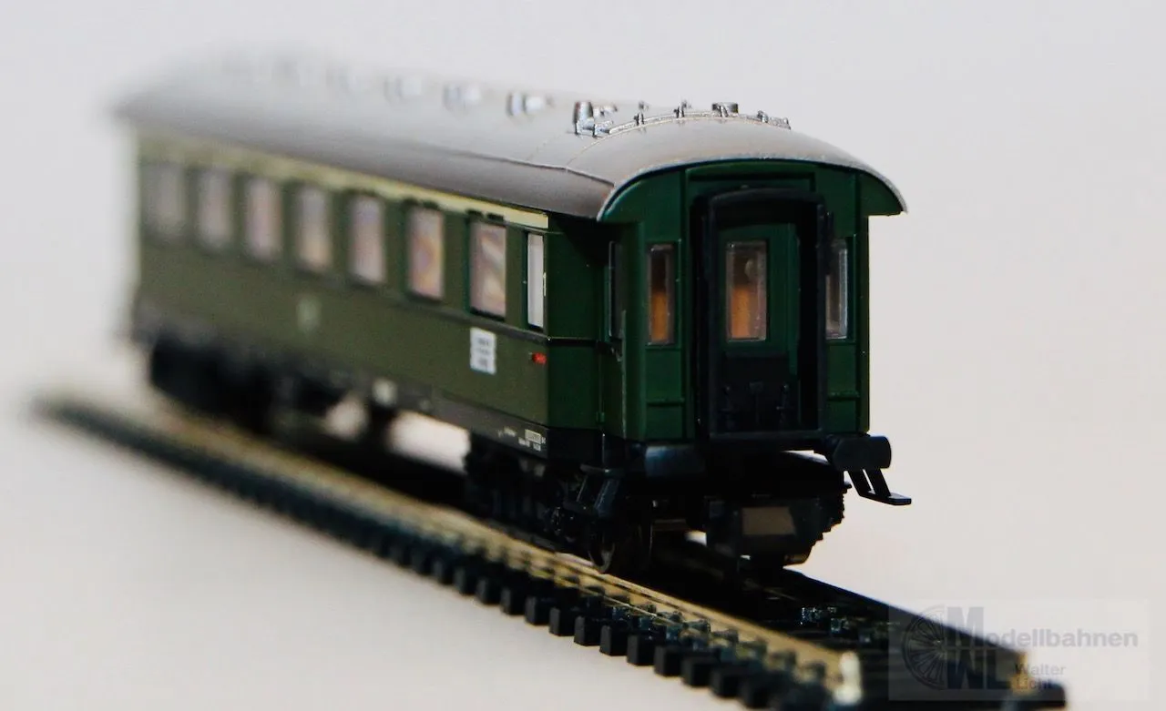Fleischmann 8631 - FLEISCHMANN - Schnellzugwagen DB Ep.III 1.Kl. A4üe N 1:160