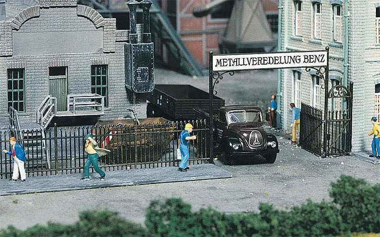 Faller 180412 - Eisenzaun mit Tor 104 cm H0 1:87