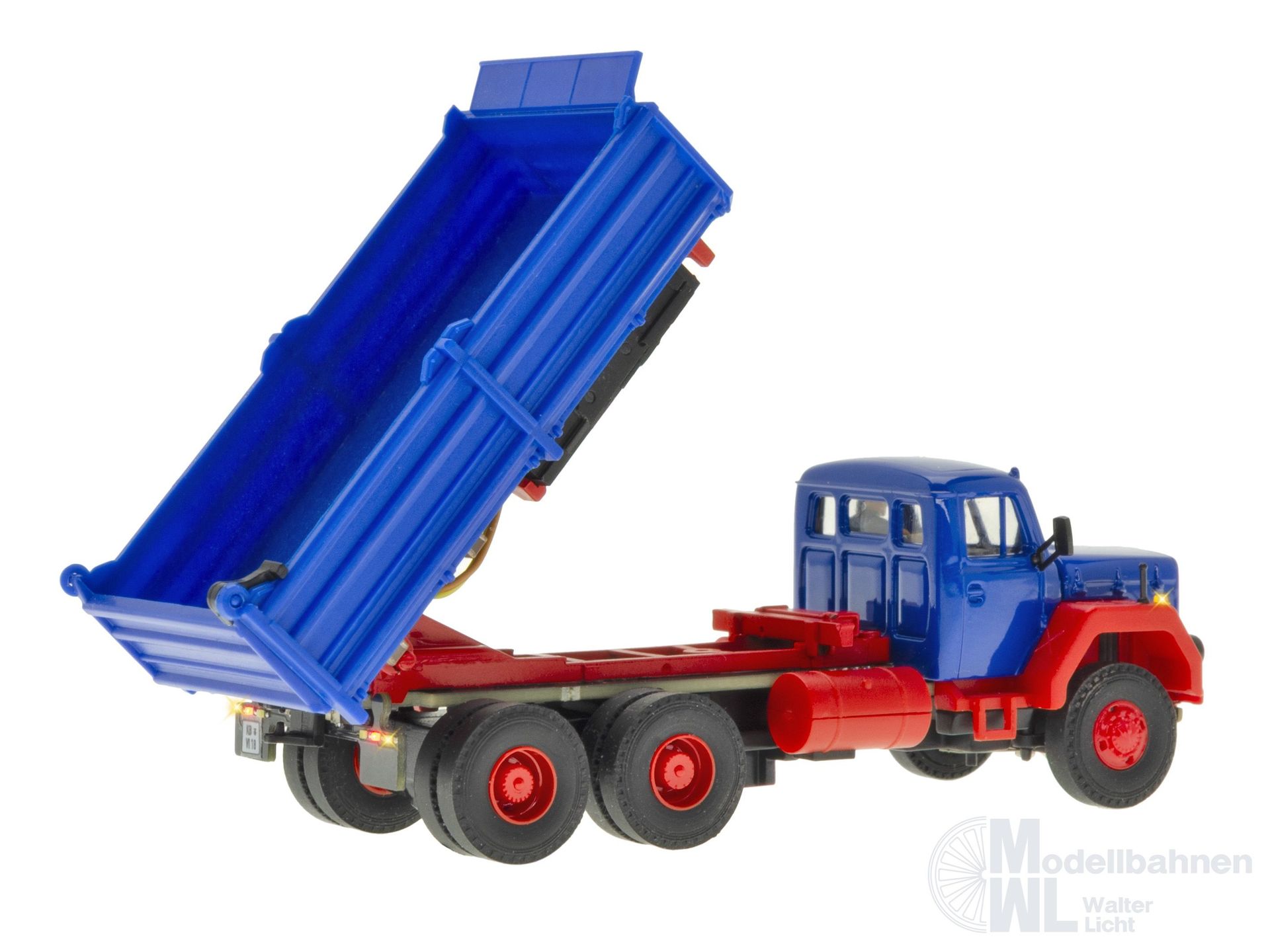 Viessmann 8602 - MAGIRUS DEUTZ 3-achs Eckhauber Kipper motorische Kippfunktion H0 1:87
