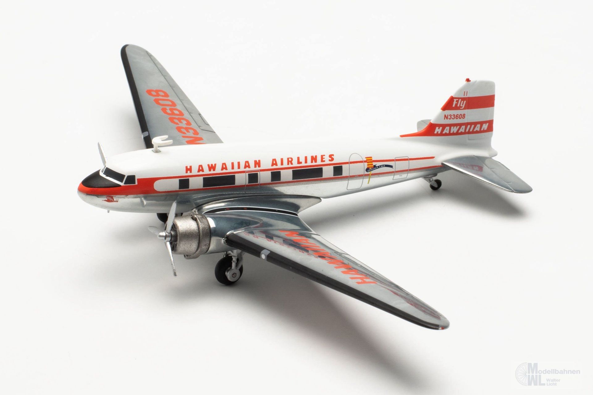 Herpa 572613 - Douglas DC-3 Hawaiian Airlines 1:200