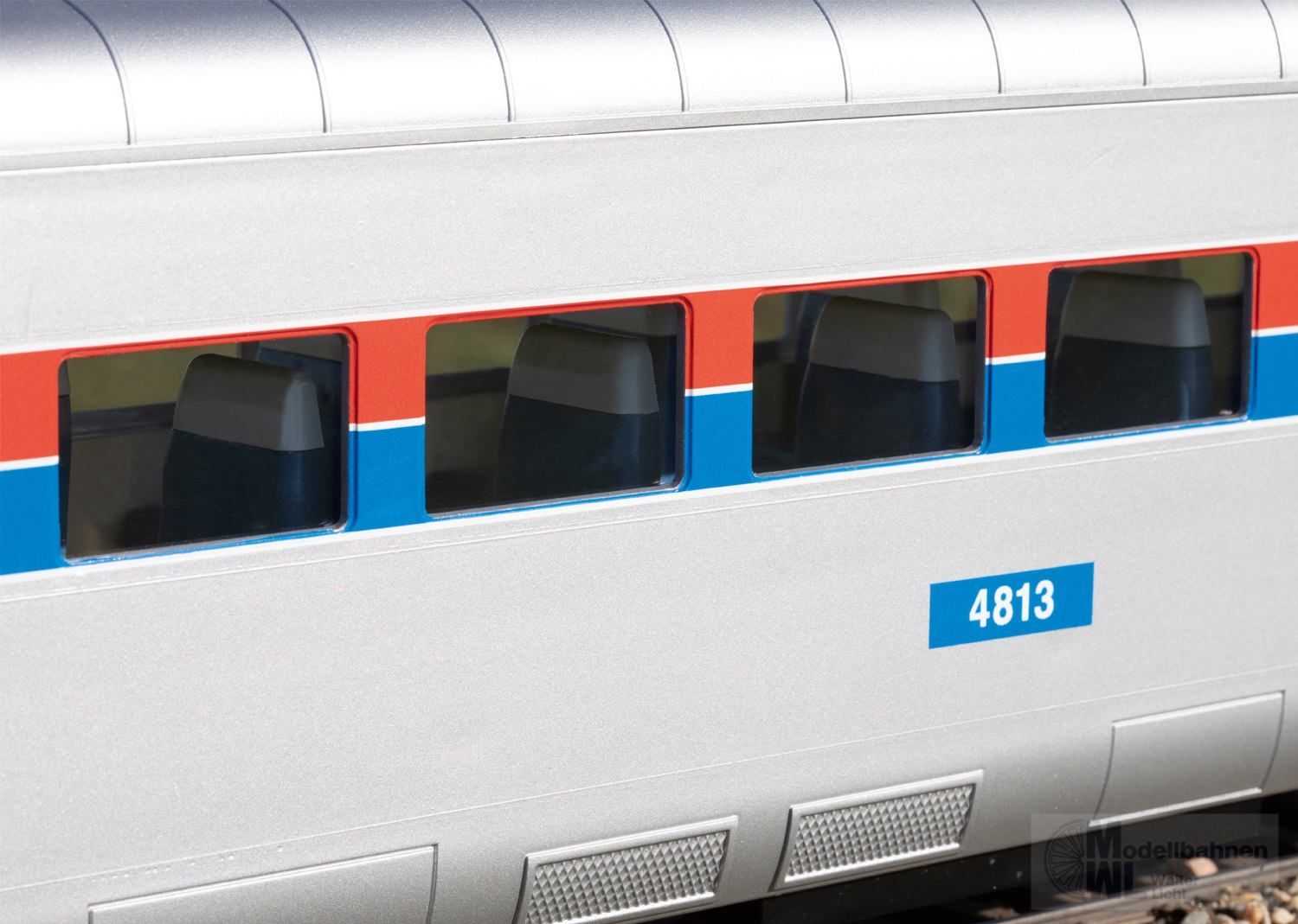 LGB 36601 - Personenwagen Amtrak Ep.IV Phase I Spur G 1:22,5