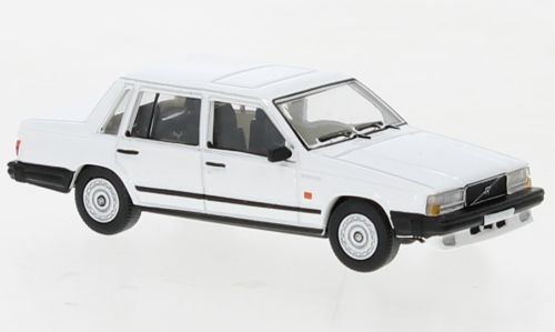 foto_gross PCX-Models 870662 - Volvo 740 weiss 1984 H0 1:87