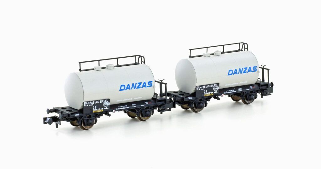 Hobbytrain 24834 - Leichtbau-Kesselwagen Set DB Ep.IV Danzas 2.tlg. N 1:160