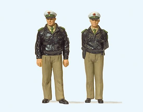 Preiser 63100 - Polizisten stehend grüne Uniform Spur 1