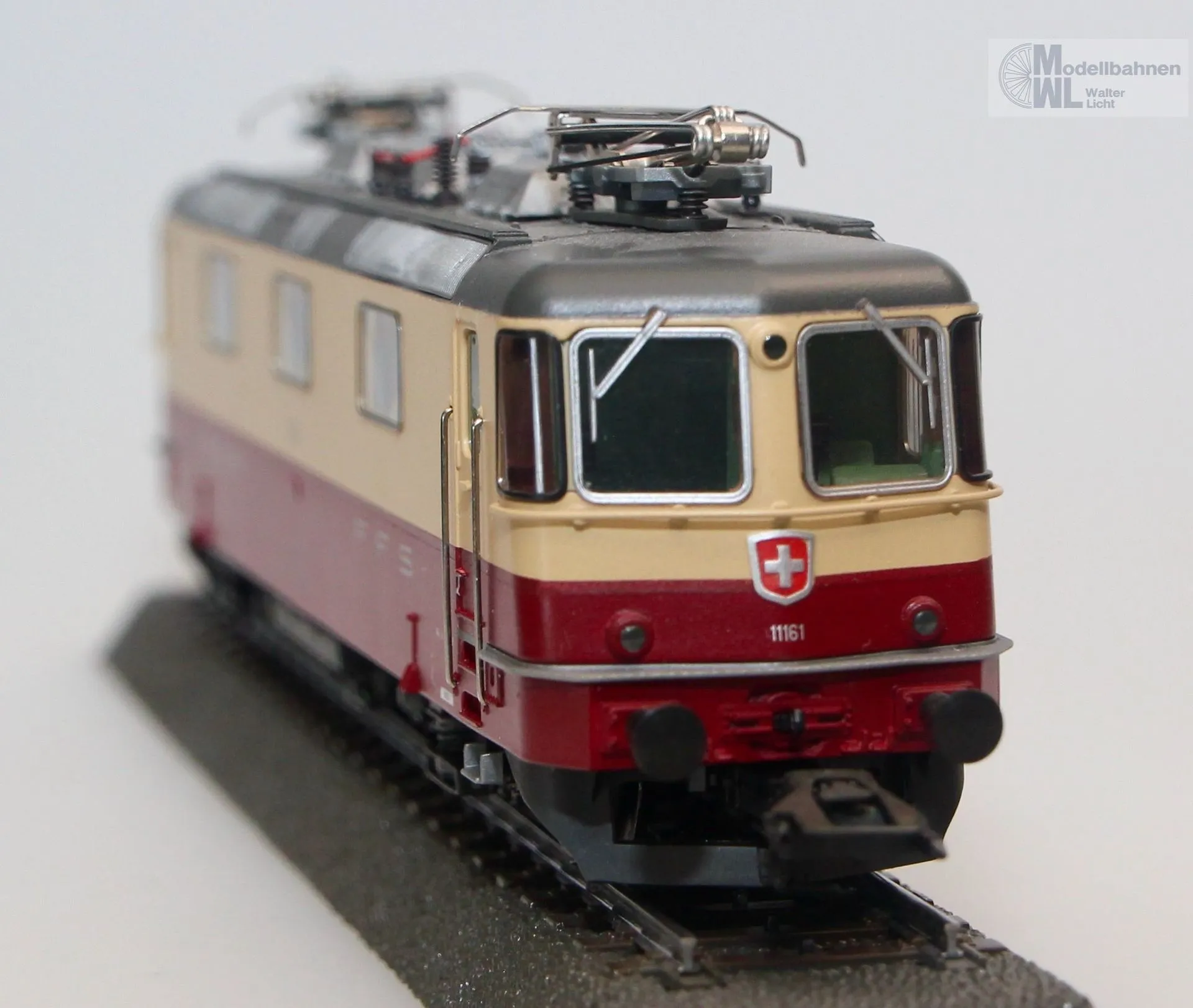 Märklin 37343 - MÄRKLIN - E-Lok Re 4/4 SBB Ep.III/IV TEE H0/WS Digital