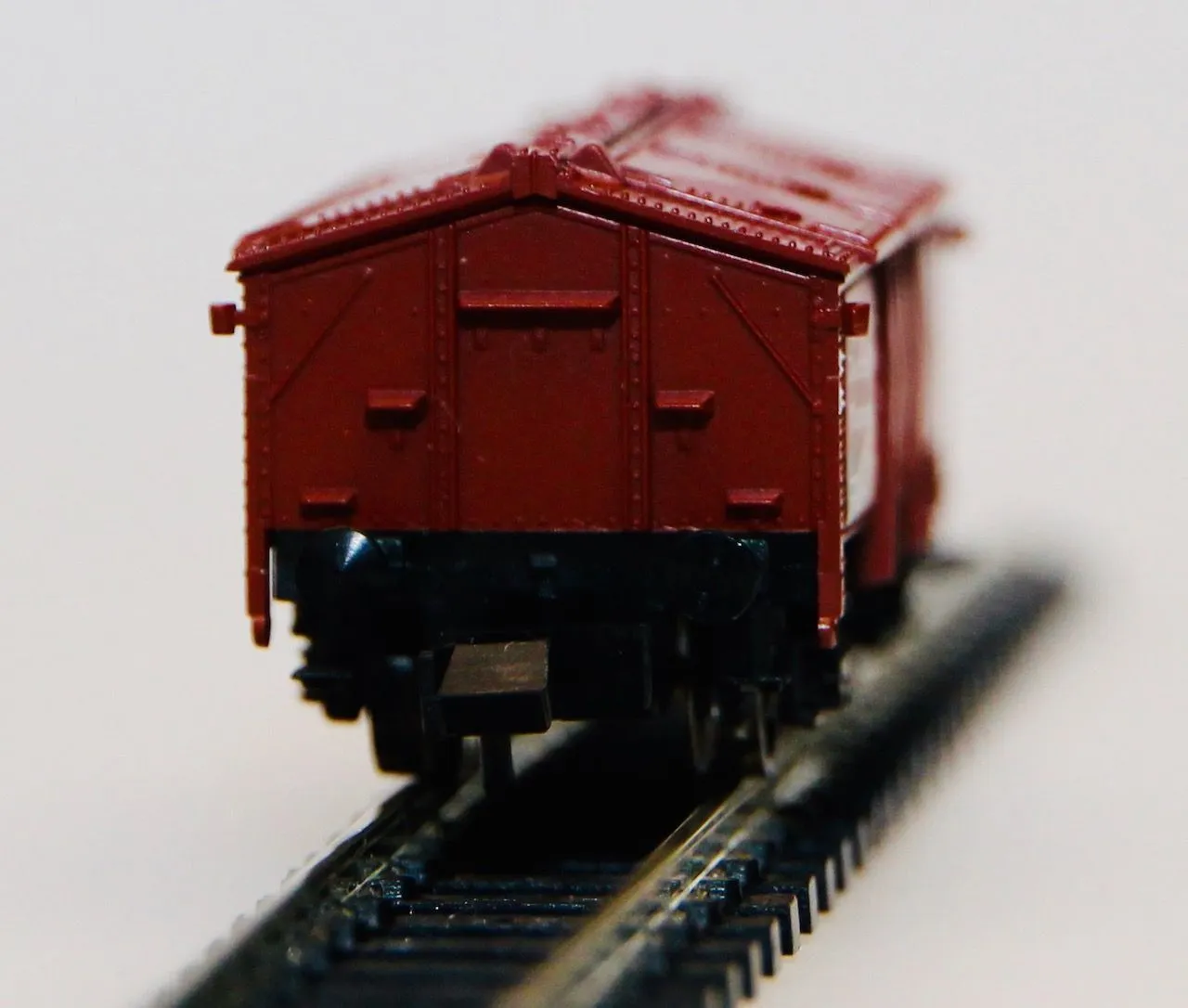 Fleischmann 8214 - FLEISCHMANN - Klappdeckelwagen DRG Ep.II mit Bremserbühne N 1:160