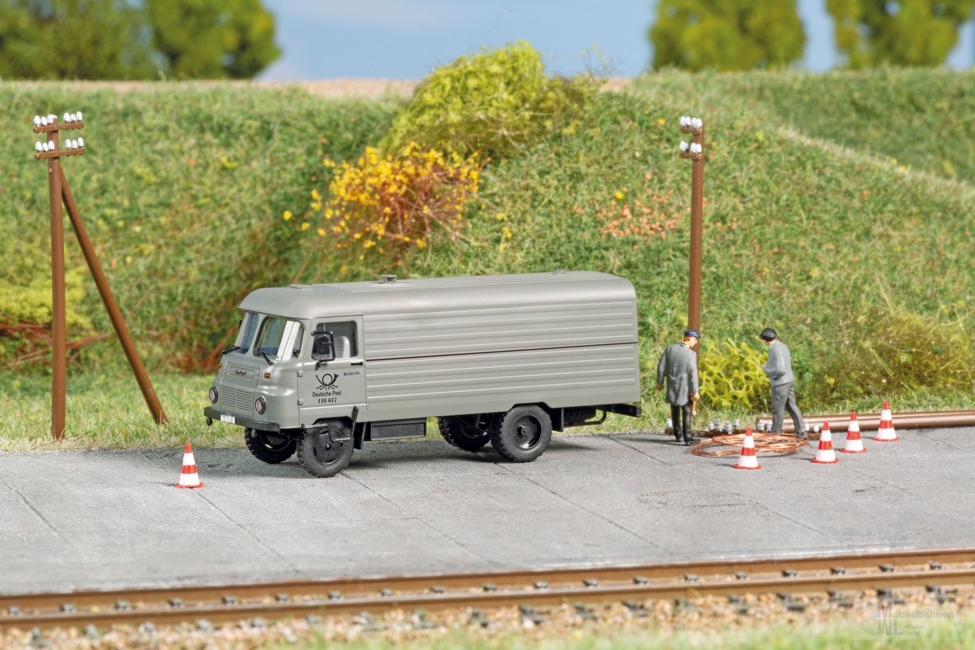 Auhagen 11479 - mini car Robur LD3000 Kastenwagen Post TT 1:120