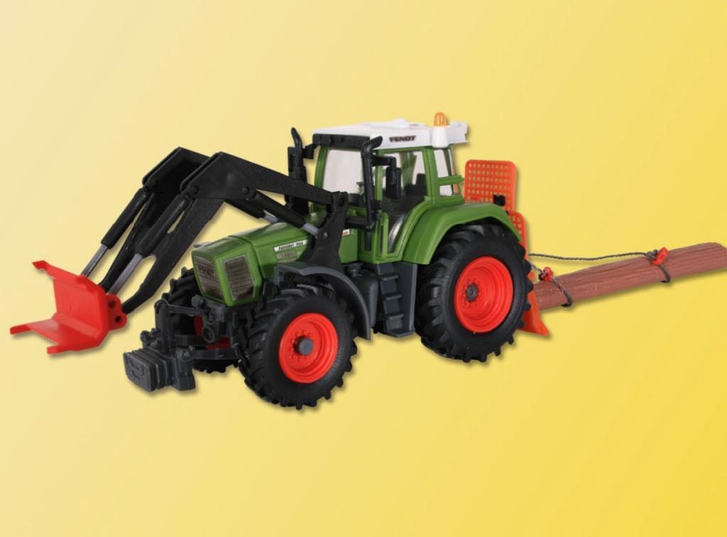 Kibri 12246 - FENDT mit Frontpolderschild und Trommelwinde H0 1:87
