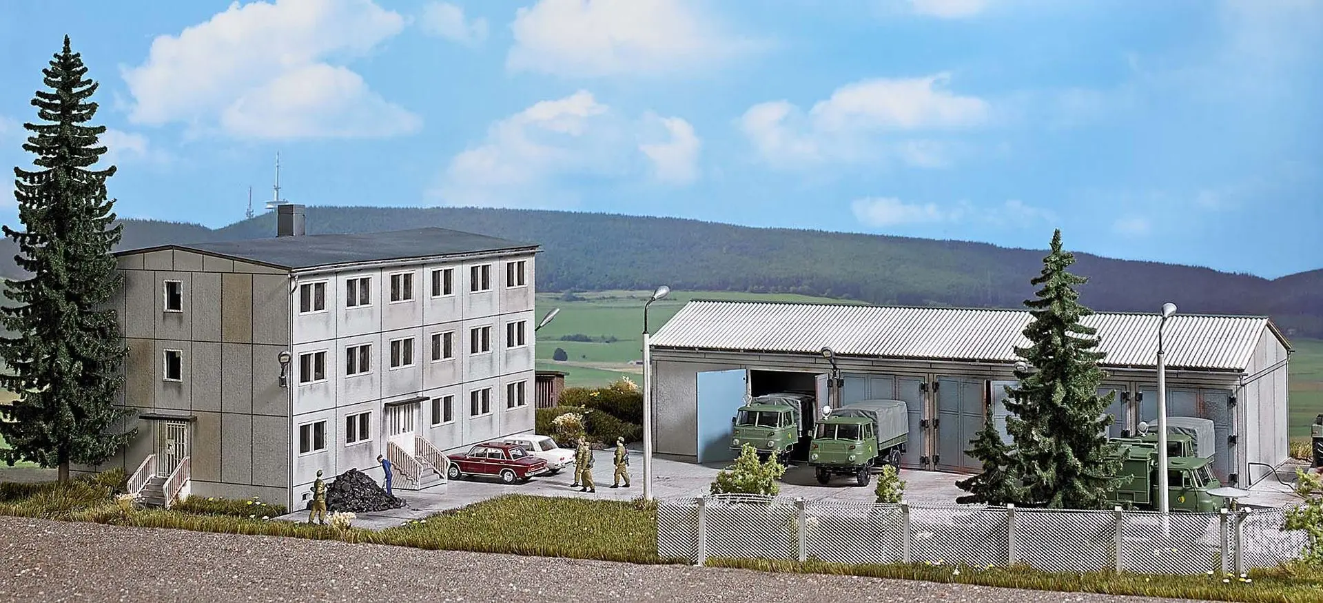 Busch 9607 - Kaserne H0 1:87