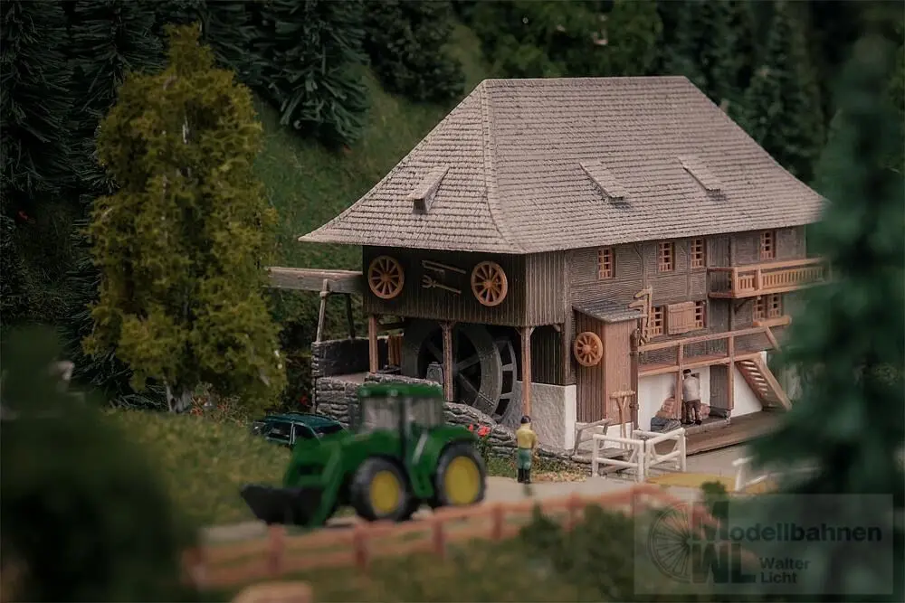 Faller 232012 - Jubiläumsmodell Öhlermühle mit Figur N 1:160