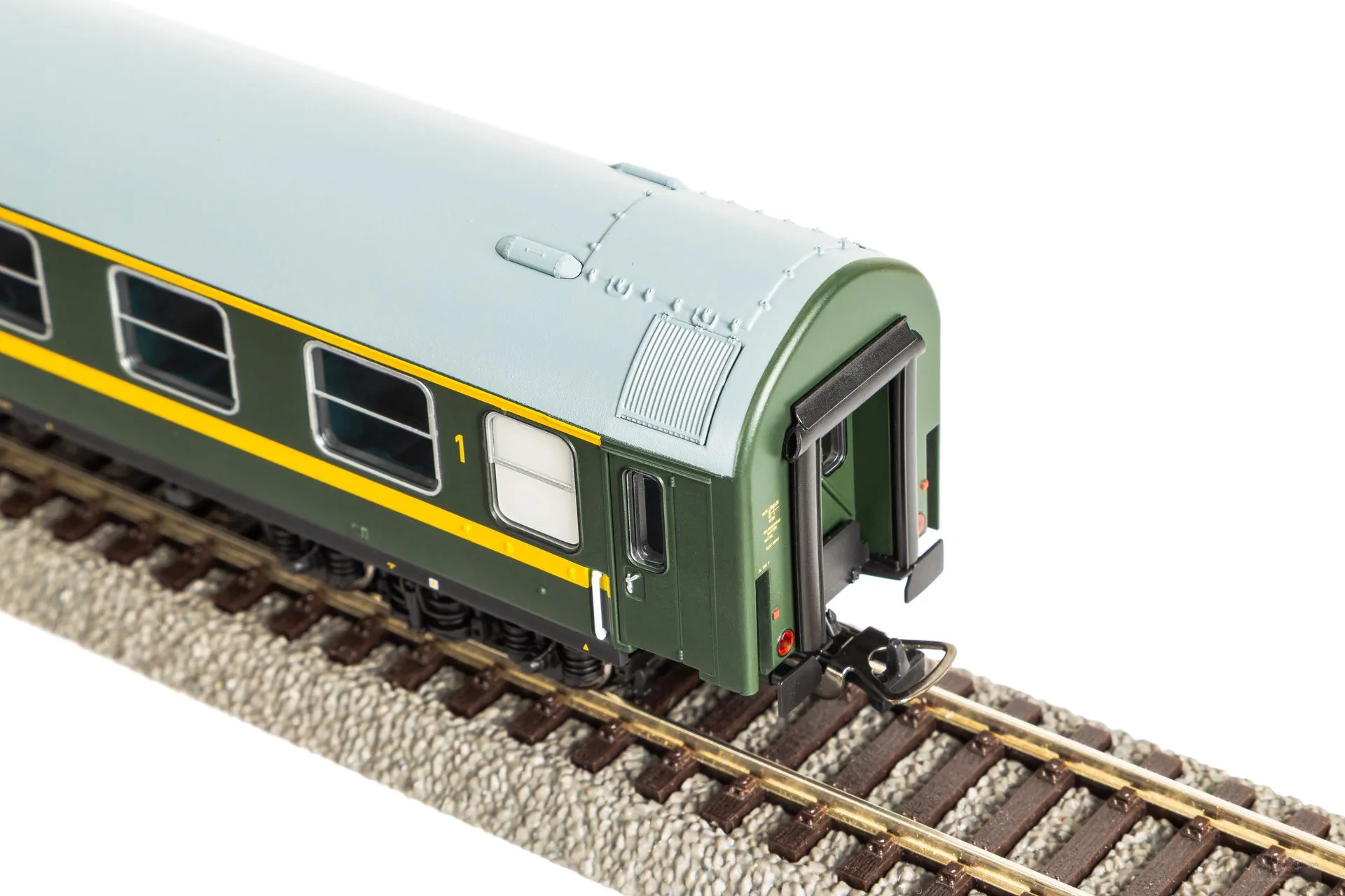 Piko 58571 - Personenwagen CSD Ep.IV Y-Wagen 1/2.Kl. H0/GL