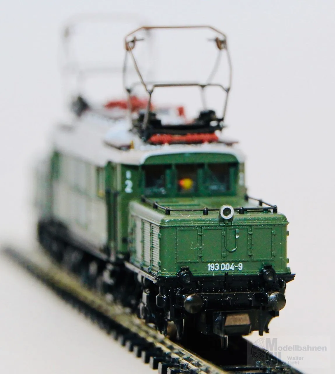 Trix 12917 - MINITRIX - E-Lok BR 193 004-9 DB Ep.IV N 1:160