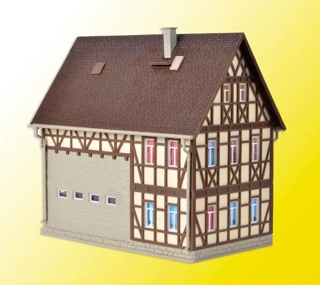 Vollmer 43731 - Bauernhaus mit Scheune und Hoftor H0 1:87
