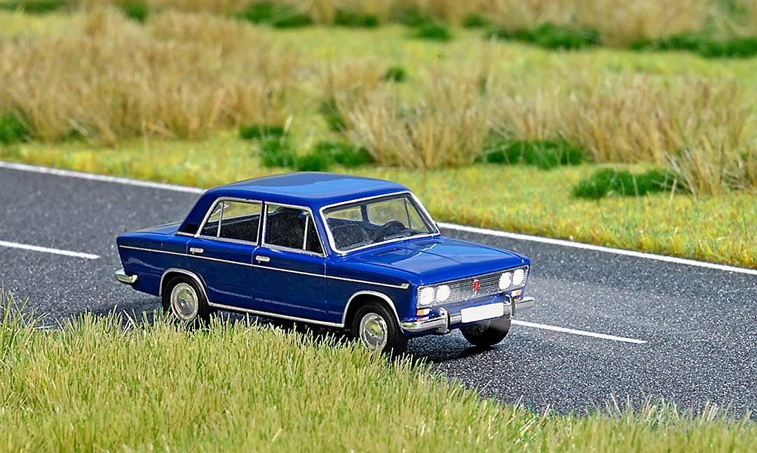 Busch 5660 - Lada 1500 H0 1:87 Busch 5660 - Lada 1500 H0 1:87