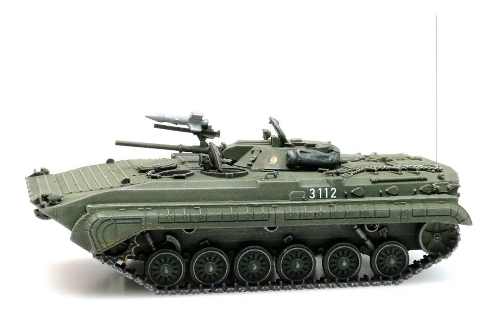 ARTITEC b.v. 6870288 - DDR BMP1 NVA grün H0 1:87