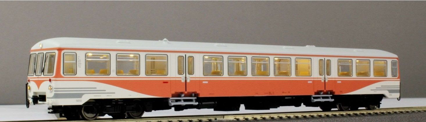 Kres 1731DS - Schienenbus VT 4.12.001 DR Eüp.III Messelackierung TT 1:120 Digital Sound Kres 1731DS - Schienenbus VT 4.12.001 DR Eüp.III Messelackierung TT 1:120 Digital Sound