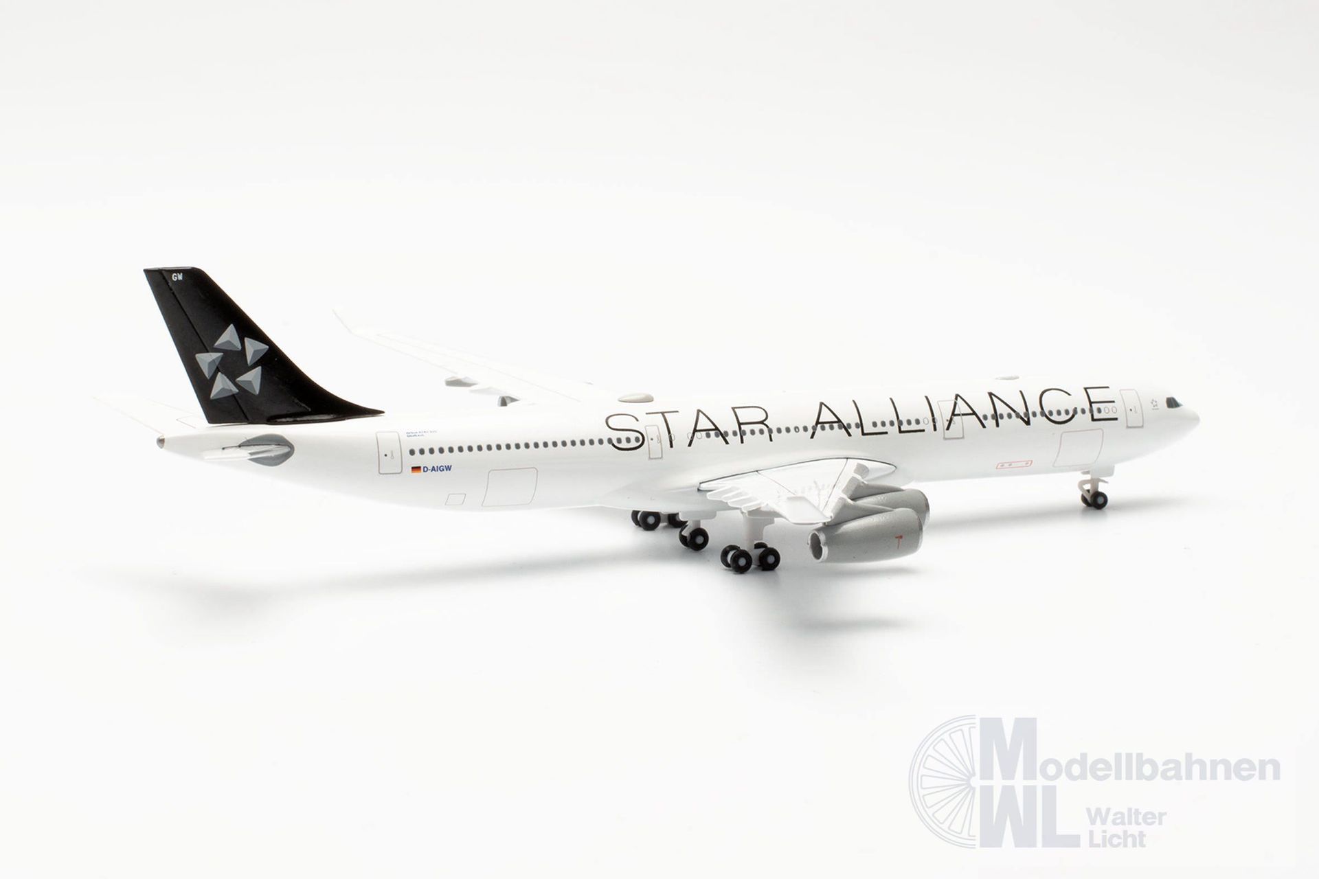 Herpa 536851 - Airbus A340-300 Lufthansa Star Alliance 1:500