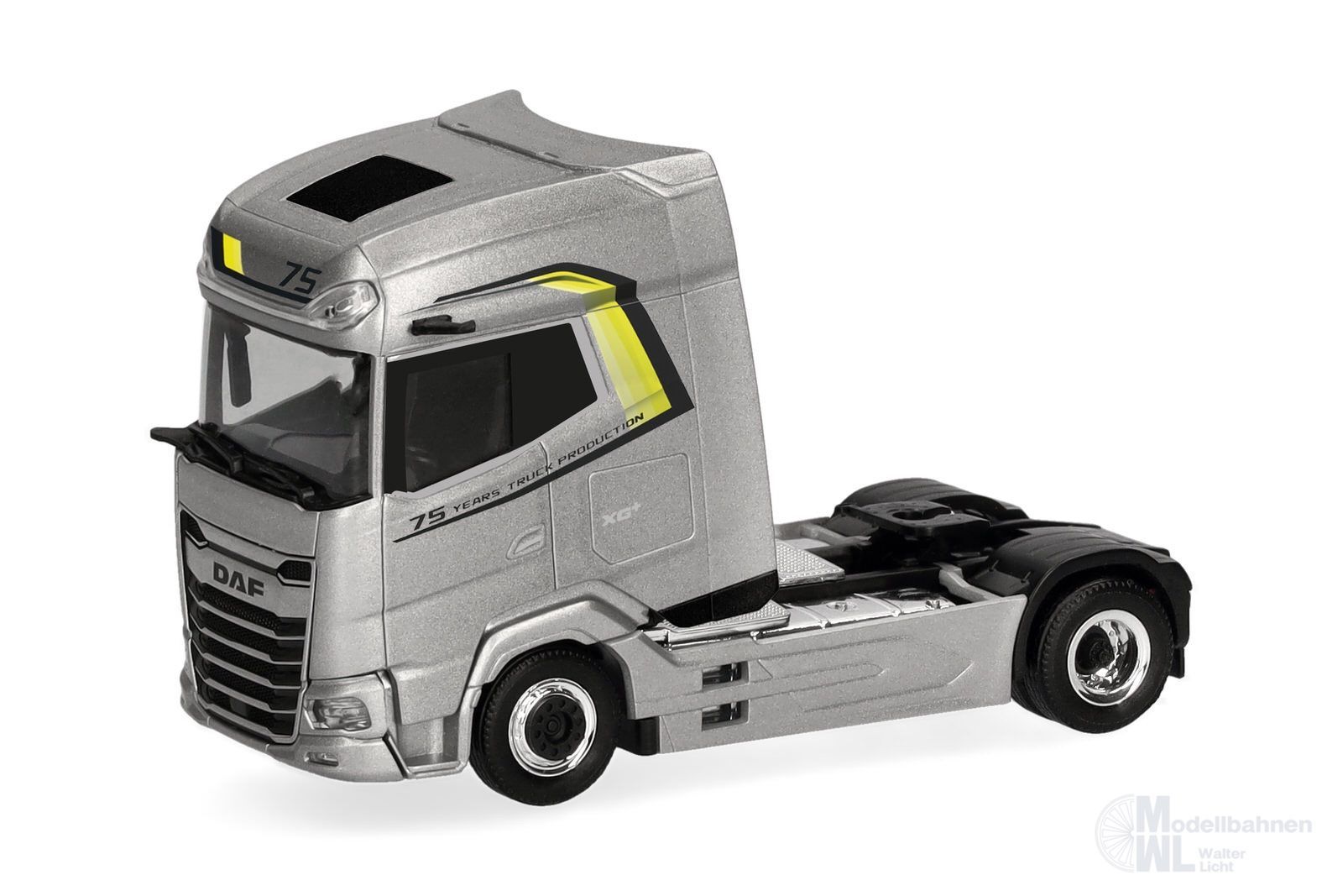 Herpa 322027 - DAF XG+ Zugmaschine 2-achs 75 Jahre Truck Produktion H0 1:87