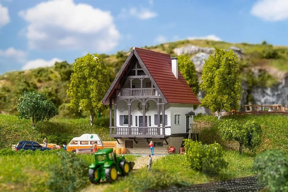 Faller 232405 - Forsthaus N 1:160