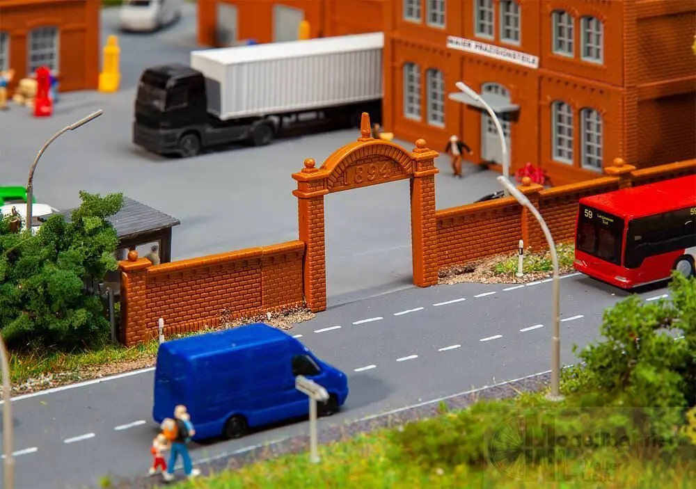 Faller 272917 - Fabrikmauer N 1:160