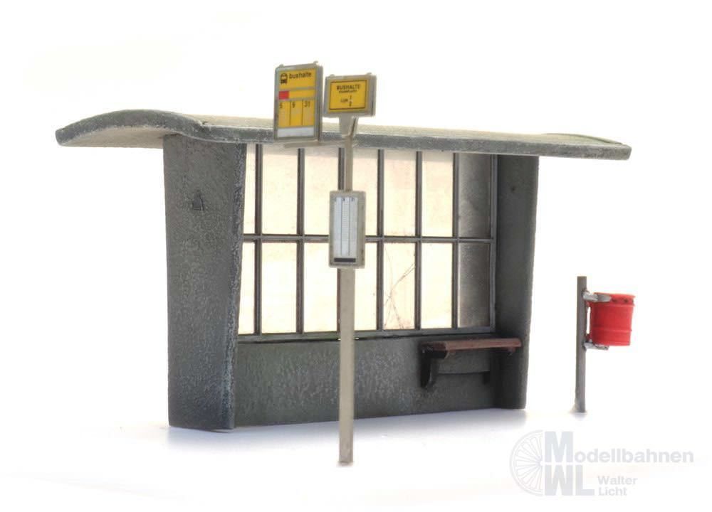 ARTITEC b.v. 387453 - Bushaltestelle 60er Jahren bis heute H0 1:87