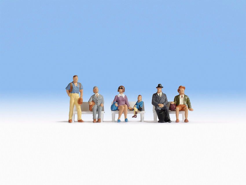 Noch 36240 - Fahrgäste (ohne Bänke) N 1:160