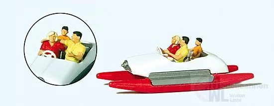 Preiser 10683 - Familie im Tretboot (2) H0 1:87