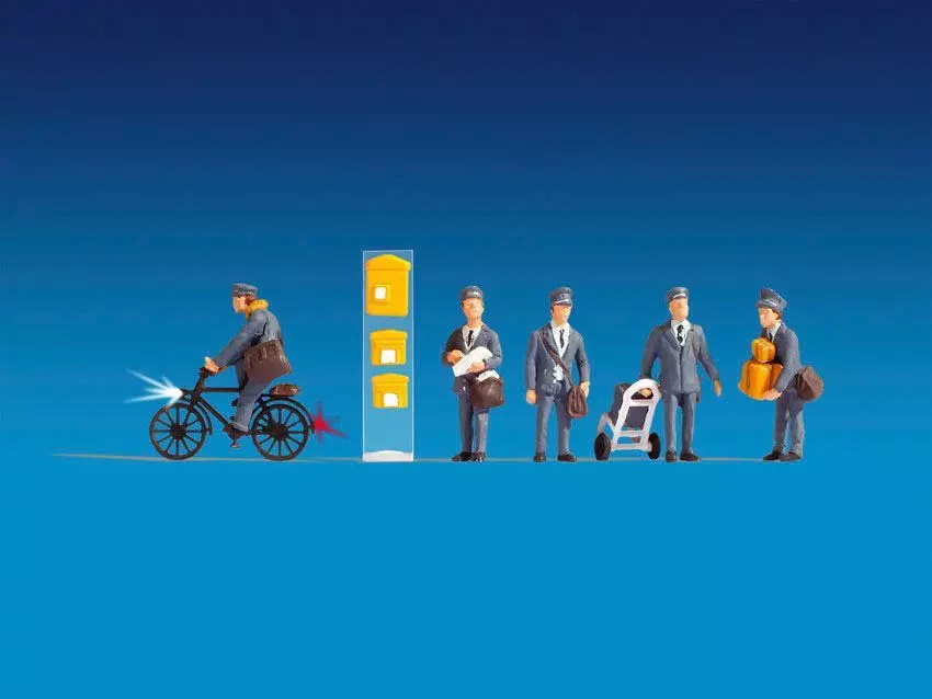 Noch 17560 - Briefträger Deutschland, beleuchtet H0