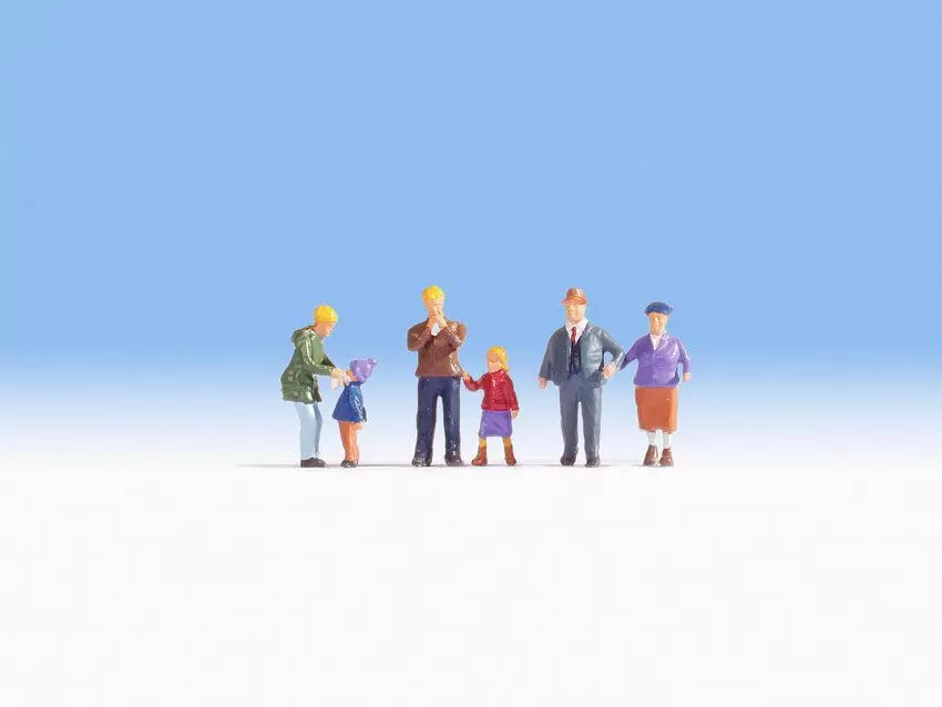 Noch 15930 - Familie Meier im Winter H0 1:87