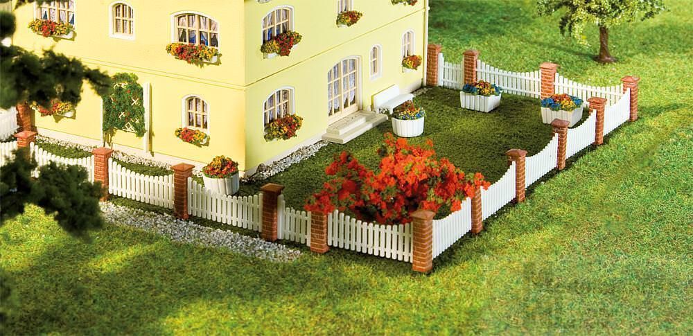 Faller 272409 - Vorgarten-Zaun 21 cm N 1:160 Faller 272409 - Vorgarten-Zaun 21 cm N 1:160