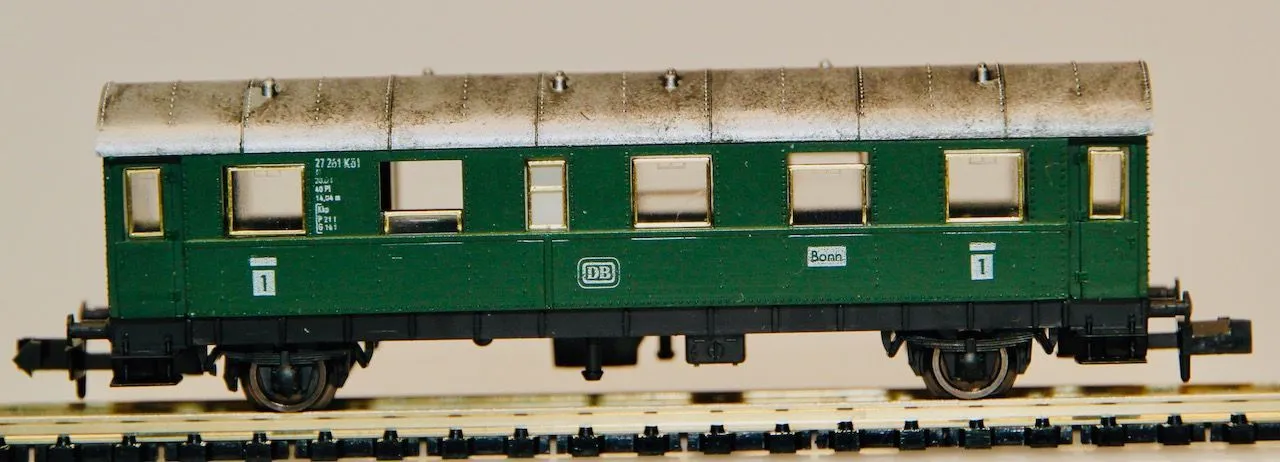 Fleischmann 8061 - FLEISCHMANN - Personenwagen DB Ep.III 1.Kl. N 1:160