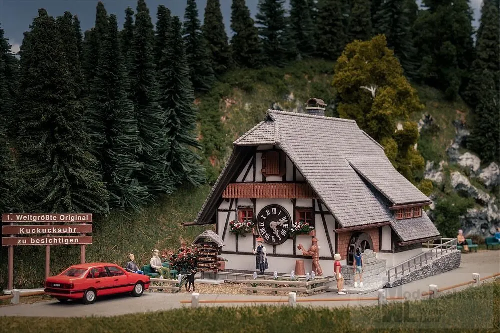 Faller 130011 - Jubiläumsmodell 1. Weltgrößte Kuckucksuhr mit Figur H0 1:87