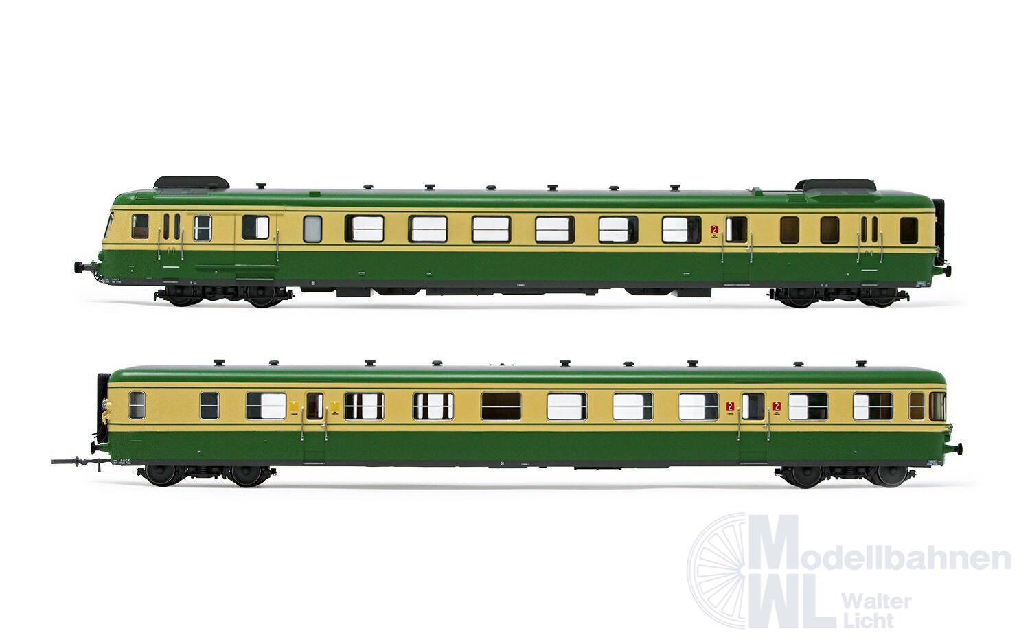 ar2635 Arnold 2635 - Dieseltriebwagen RGP2 SNCF Ep.IV grün/beige N 1:160