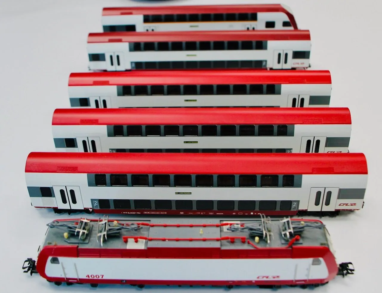 Märklin 26538 - MÄRKLIN - Nahverkehrszug Luxemburg und Ergänzungswageneinheit H0/WS Digital