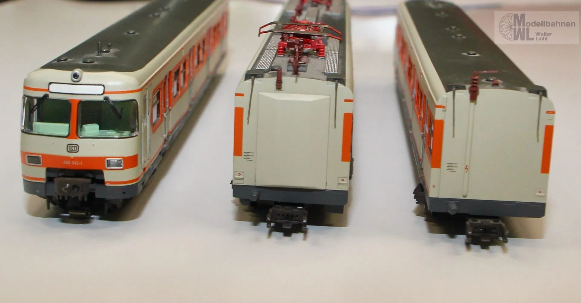 Märklin 37501 - MÄRKLIN - Triebzug BR 420 DB Ep.IV S-Bahn orange H0/WS Sound mfx