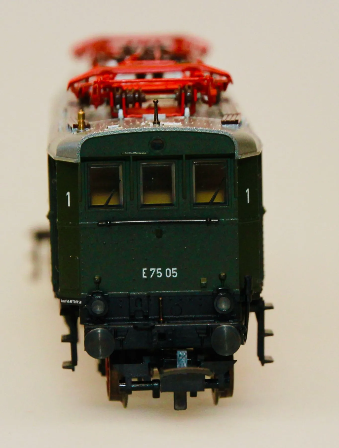 Trix 22731 - Trix - E-Lok E75 05 DB Ep.III grünH0/GL