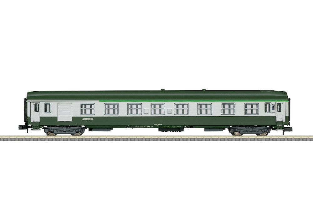 Trix 18463 - Schnellzugwagen SNCF Ep.V B7D N 1:160