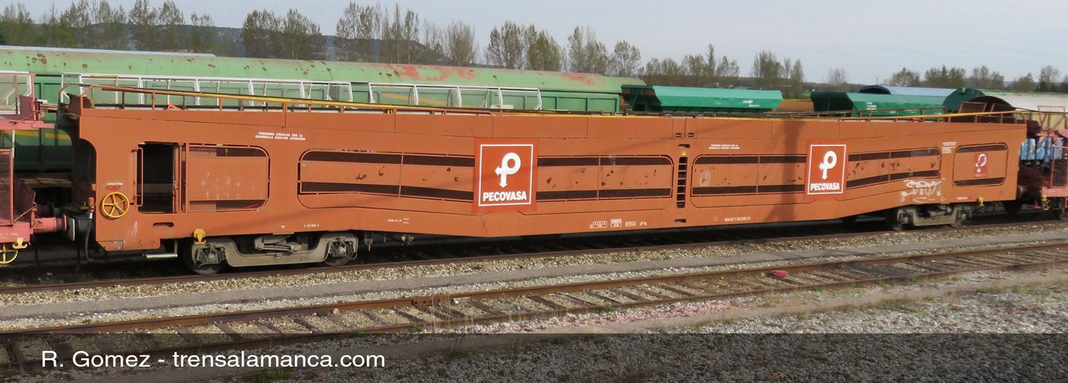 Arnold 4414 - Autotransportwagen RENFE Ep.V Pecovasa-Lackierung N 1:160