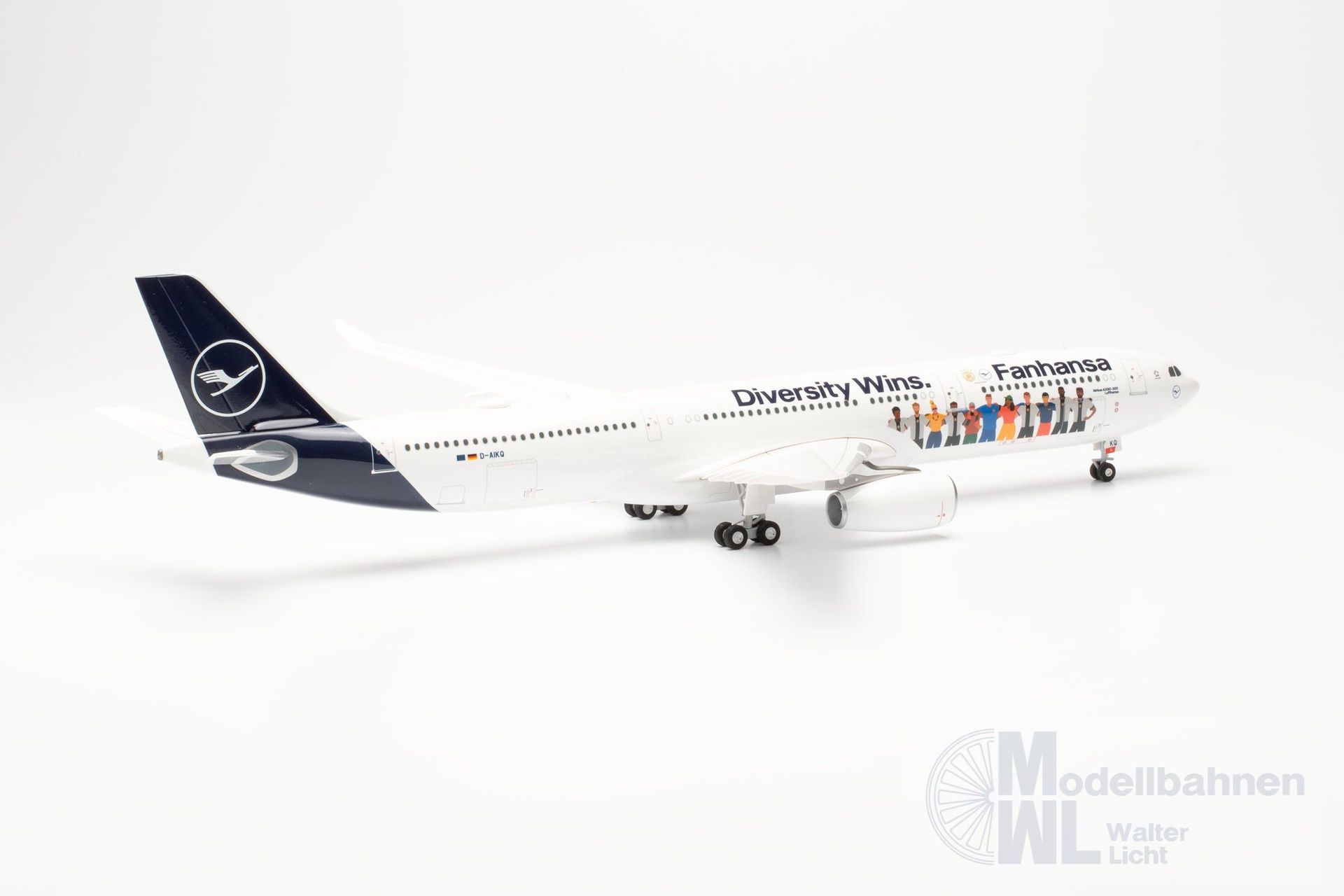 Herpa 572774 - Airbus A330-300 Lufthansa Diversity 1:200