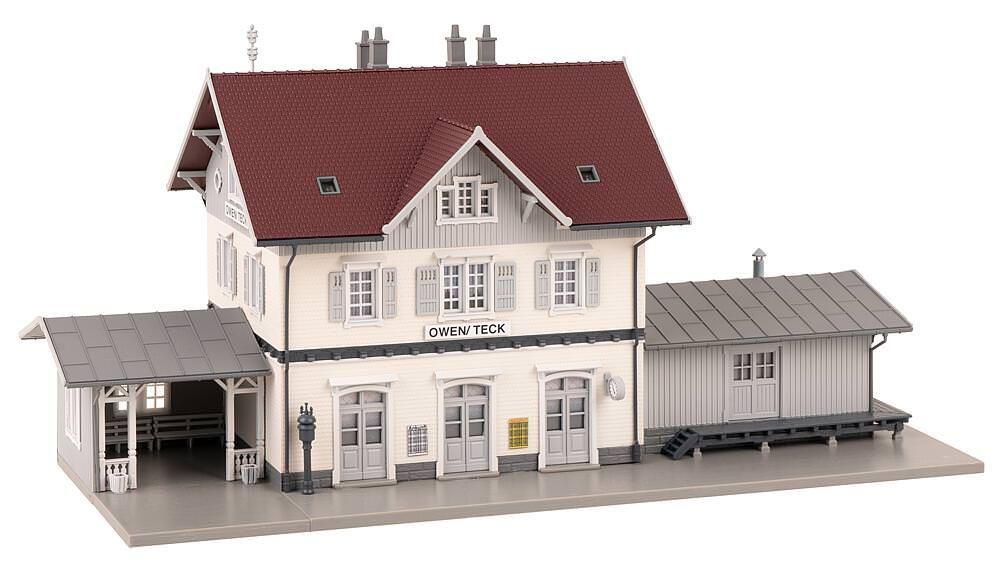 Faller 110145 - Bahnhof Owen H0 1:87 Faller 110145 - Bahnhof Owen H0 1:87