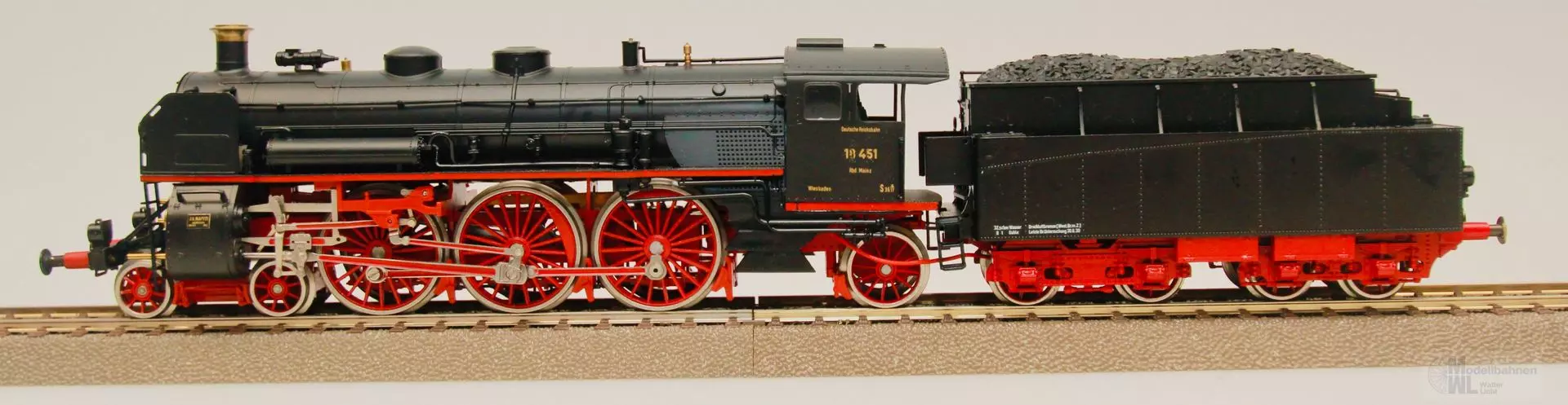 Liliput 1802 - Liliput - Dampflok BR 18 451 DRG Ep.II DEFEKT H0/GL