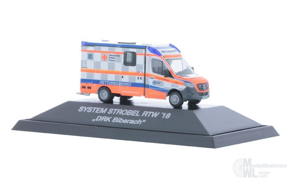 Rietze 76251 - Mercedes-Benz Strobel RTW ´18 DRK Biberach H0 1:87