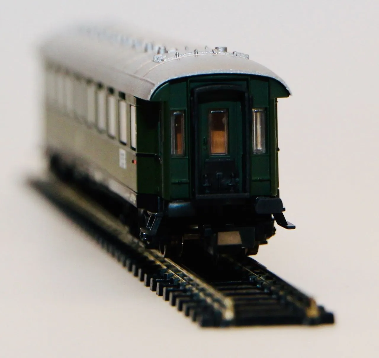 Fleischmann 8632 - FLEISCHMANN - Schnellzugwagen DB Ep.III 2.Kl. B4üe N 1:160