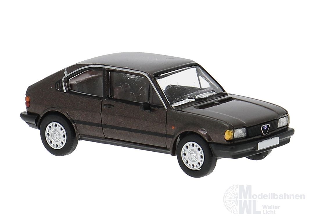 PCX-Models 870710 - Alfa Romeo Alfasud dunkelbraun H0 1:87